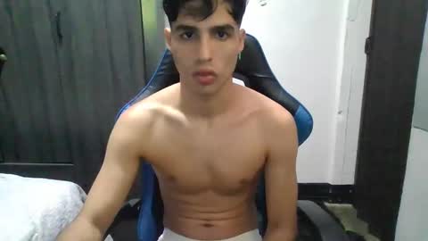 Snapshot of jhon_2000s chatting on December 2024 07:37:01 AM jhon online show from December 2024 07:37:01 AM