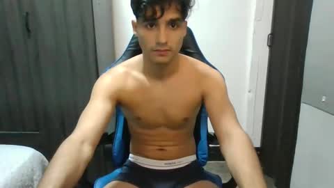 Snapshot of jhon_2000s chatting on January 2025 07:31:02 AM jhon online show from January 2025 07:31:02 AM