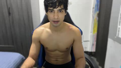 Snapshot of jhon_2000s chatting on December 2025 09:59:01 AM jhon online show from December 2025 09:59:01 AM