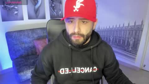 John Bear.... online show from October 2025 11:08:02 AM