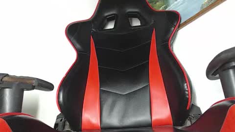 Snapshot of jhon_tommy chatting on December 2025 06:06:01 PM jhon tommy online show from December 2025 06:06:01 PM