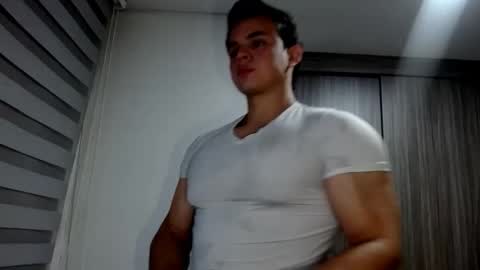 jhon_walkersky online show from April 2026 12:24:01 AM