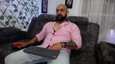 JhonD online show from January 2025 06:49:01 PM