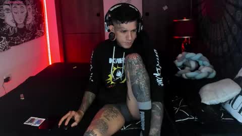 jhonny_ackerman online show from November 2025 11:43:02 AM