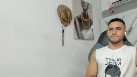 jhonny online show from December 2024 06:43:01 AM