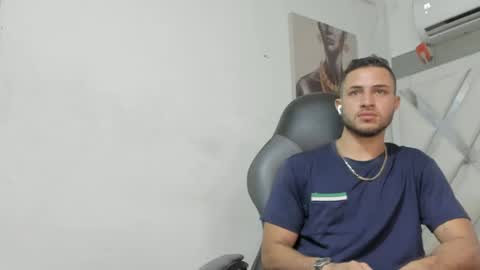 jhonny online show from December 2024 03:37:01 AM