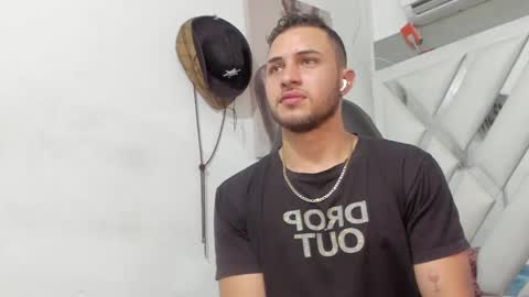 jhonny online show from January 2025 03:38:01 AM