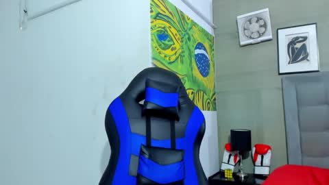 Snapshot of jhonny_flames7 chatting on November 2025 04:07:02 AM jhonny online show from November 2025 04:07:02 AM