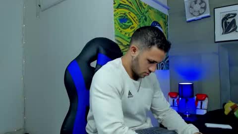 Snapshot of jhonny_flames7 chatting on November 2025 08:23:02 PM jhonny online show from November 2025 08:23:02 PM