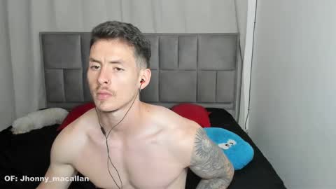 Jhonaiker online show from February 2025 08:03:01 PM