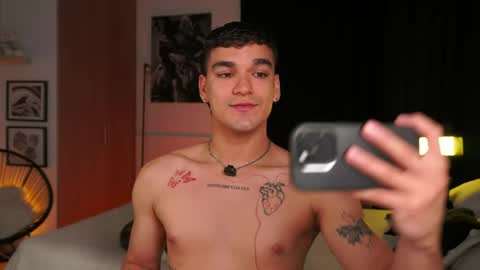 Jhonny  online show from May 2026 03:26:01 AM