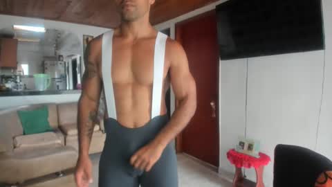 jh online show from December 2025 08:27:01 PM