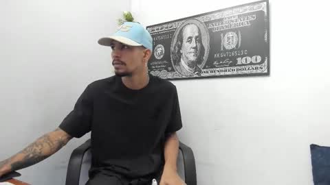 Snapshot of jhonson821 chatting on November 2025 08:40:01 AM jhonson821 online show from November 2025 08:40:01 AM