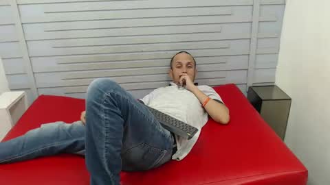 Snapshot of jhontorres018 chatting on February 2025 12:43:01 AM jhontorres018 online show from February 2025 12:43:01 AM