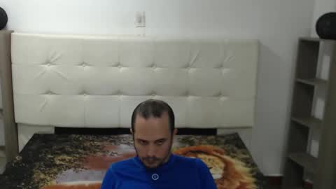 Snapshot of jhontorres018 chatting on November 2025 04:01:02 AM jhontorres018 online show from November 2025 04:01:02 AM