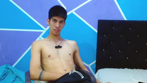 Snapshot of jhony_sex3 chatting on January 2025 04:34:02 AM jhony_sex3 online show from January 2025 04:34:02 AM