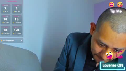 Snapshot of jhonyalzate chatting on December 2024 05:37:01 AM Jhony Alzate online show from December 2024 05:37:01 AM