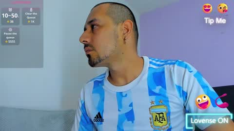 Snapshot of jhonyalzate chatting on December 2024 02:42:01 AM Jhony Alzate online show from December 2024 02:42:01 AM
