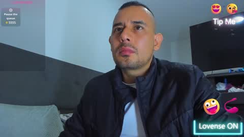 Snapshot of jhonyalzate chatting on February 2025 01:30:02 AM Jhony Alzate online show from February 2025 01:30:02 AM