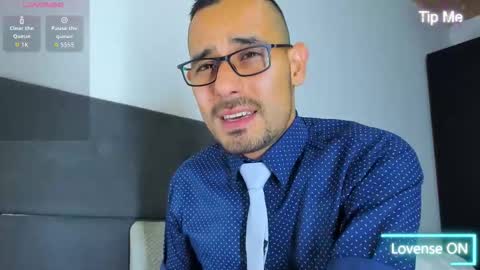Snapshot of jhonyalzate chatting on September 2025 03:06:02 AM Jhony Alzate online show from September 2025 03:06:02 AM
