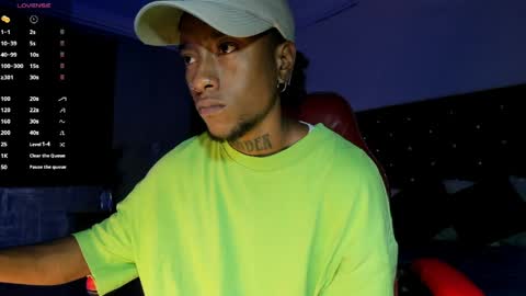 jhonymiller online show from May 2026 08:25:01 PM
