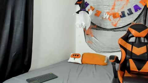 Snapshot of jhosep_hamilton chatting on October 2025 06:43:01 PM jhosep_hamilton online show from October 2025 06:43:01 PM