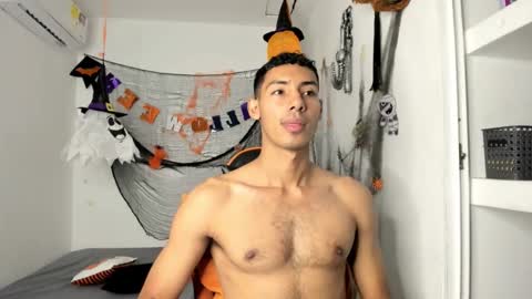 Snapshot of jhosep_hamilton chatting on November 2025 07:03:01 PM jhosep_hamilton online show from November 2025 07:03:01 PM