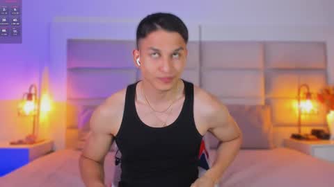 Snapshot of jhosua_hunt chatting on October 2025 04:32:02 AM Jhosua Hunt online show from October 2025 04:32:02 AM