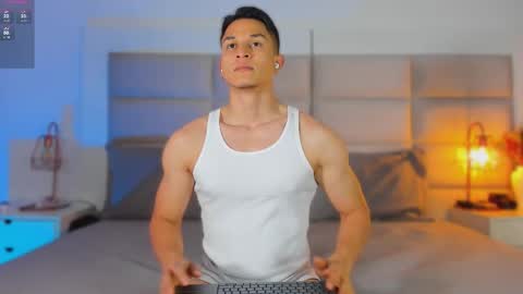 Snapshot of jhosua_hunt chatting on November 2025 12:21:01 AM Jhosua Hunt online show from November 2025 12:21:01 AM