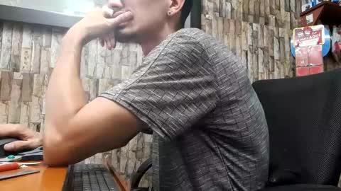 Snapshot of jhosuamoore chatting on February 2026 12:31:01 AM Jhosuamoore online show from February 2026 12:31:01 AM