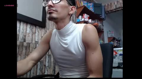jhosuamoore2 online show from May 2026 02:16:01 PM