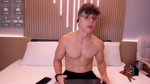 jhoumod_21 online show from October 2025 10:23:02 AM