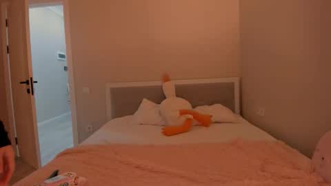 yuna online show from September 2025 12:40:01 PM