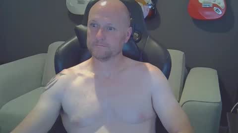 Snapshot of jimforjim chatting on December 2024 04:48:02 AM Jim online show from December 2024 04:48:02 AM