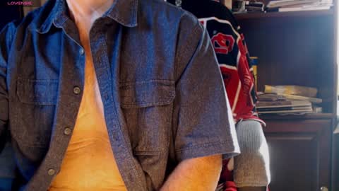 Snapshot of jimikb chatting on January 2025 08:58:02 PM Jim online show from January 2025 08:58:02 PM