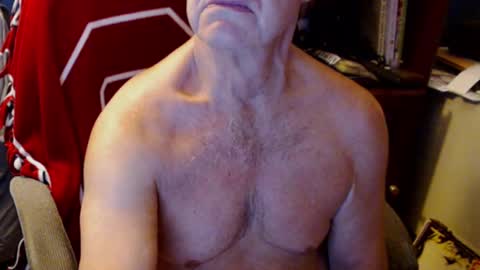 Snapshot of jimikb chatting on September 2025 06:19:02 AM Jim online show from September 2025 06:19:02 AM