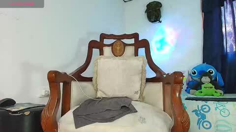 Snapshot of jimm66_ chatting on October 2025 12:23:02 PM Jimm Independent Model online show from October 2025 12:23:02 PM