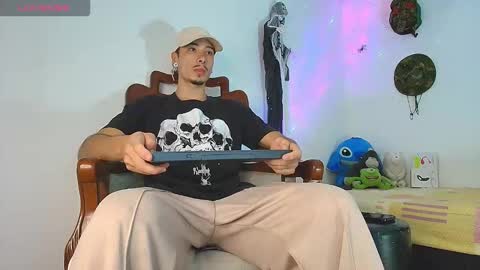 Snapshot of jimm66_ chatting on November 2025 11:41:01 AM Jimm Independent Model online show from November 2025 11:41:01 AM