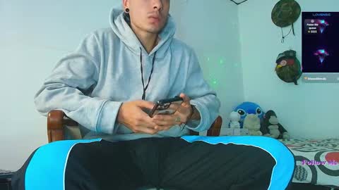 Jimm  Independent Model  online show from February 2026 04:01:02 AM