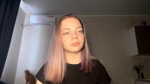 Snapshot of jimmiesobczynski chatting on November 2025 07:09:01 AM Steff online show from November 2025 07:09:01 AM