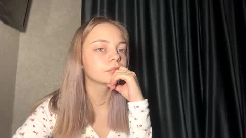 Snapshot of jimmiesobczynski chatting on December 2025 05:32:01 PM Steff online show from December 2025 05:32:01 PM