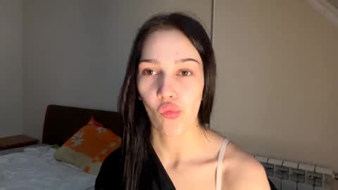 Kate online show from May 2026 01:30:02 PM