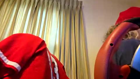 Snapshot of jimmyjje chatting on June 2026 09:38:02 PM jimmyjje online show from June 2026 09:38:02 PM