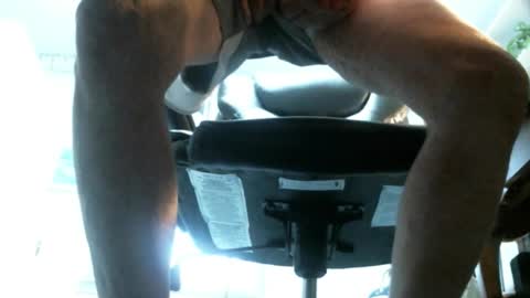 jimwellhung online show from December 2025 02:13:02 PM