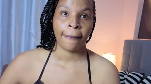 Snapshot of jinglefancypuff chatting on November 2025 08:45:01 AM jinglefancypuff online show from November 2025 08:45:01 AM