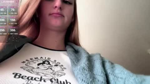 Snapshot of jinnyjaquins chatting on December 2025 07:24:01 AM Jinny online show from December 2025 07:24:01 AM