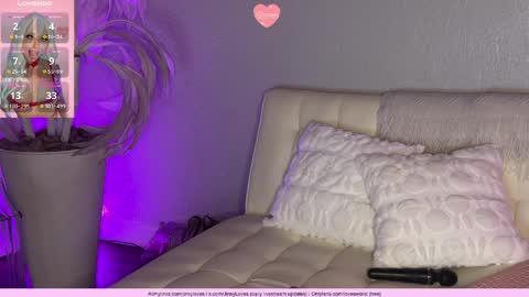 Snapshot of jinxy_loves chatting on March 2026 02:01:02 AM jinxy loves online show from March 2026 02:01:02 AM