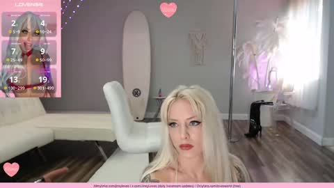 Snapshot of jinxy_loves chatting on May 2026 06:56:02 PM jinxy loves online show from May 2026 06:56:02 PM
