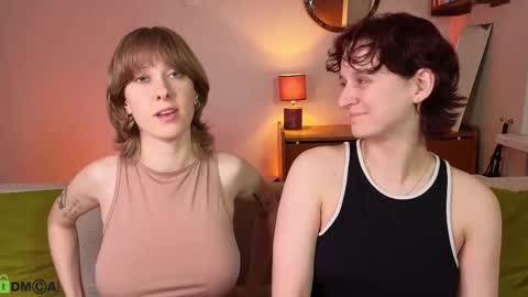 Snapshot of jitoon_exe chatting on October 2025 11:45:02 PM Hey Guys We are Julia ginger Tina brunette online show from October 2025 11:45:02 PM