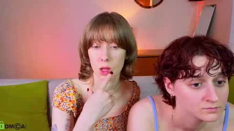 Snapshot of jitoon_exe chatting on November 2025 02:30:02 PM Hey Guys We are Julia ginger Tina brunette online show from November 2025 02:30:02 PM